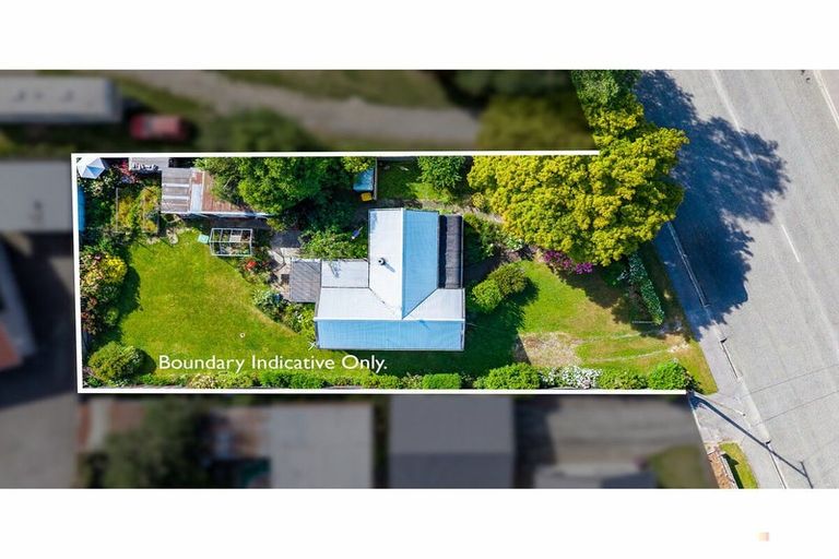 Photo of property in 38 Mill Road, Waimate, 7924
