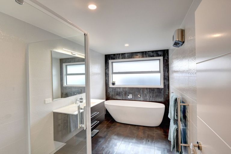 Photo of property in 48 Owhiro Avenue, Mosgiel, 9024