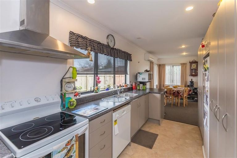 Photo of property in 12 Belle Maison Court, Levin, 5510