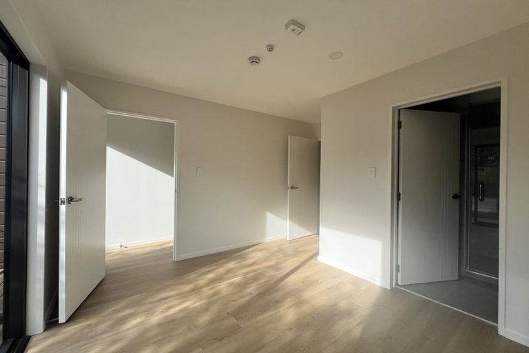 Photo of property in 8/35 Centreway Road, Orewa, 0931