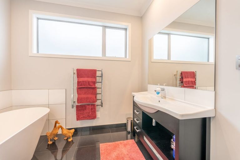 Photo of property in 2 Meadowstone Street, Gleniti, Timaru, 7910
