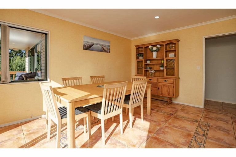 Photo of property in 14 Equestrian Drive, Kerikeri, 0294