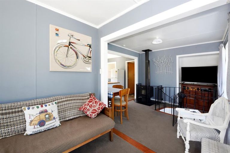 Photo of property in 5 The Parade, Okiwi Bay, French Pass, 7193