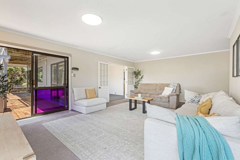 Photo of property in 58 Karina Road, Merrilands, New Plymouth, 4312