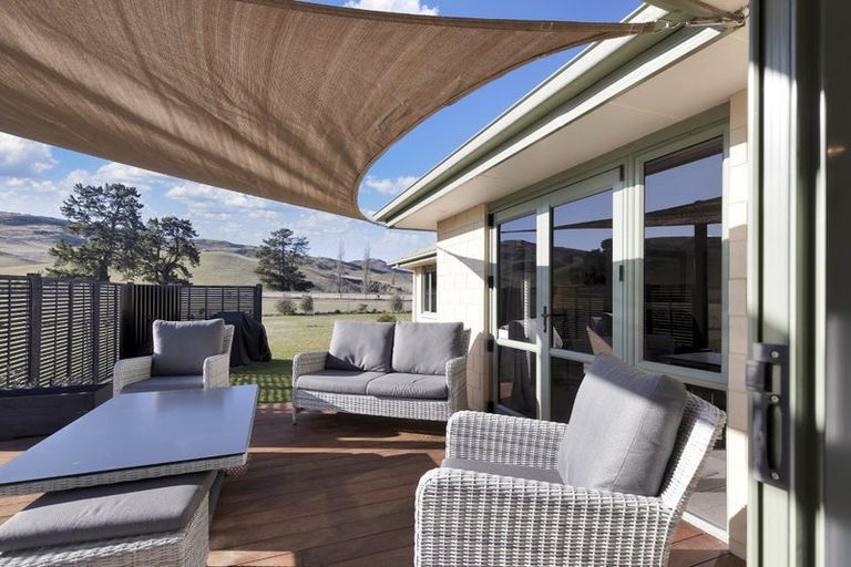 Photo of property in 54 Mcraes Road, Waikari, 7385