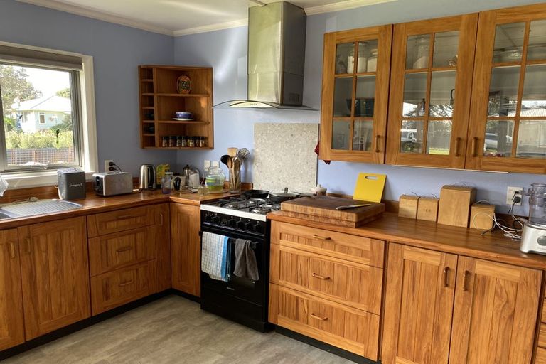 Photo of property in 34 Dorset Street, Opunake, 4616