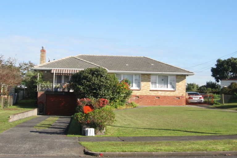 Photo of property in 12 Tawa Crescent, Manurewa, Auckland, 2102