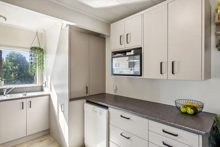 Photo of property in 5a William Street, Waikanae Beach, Waikanae, 5036