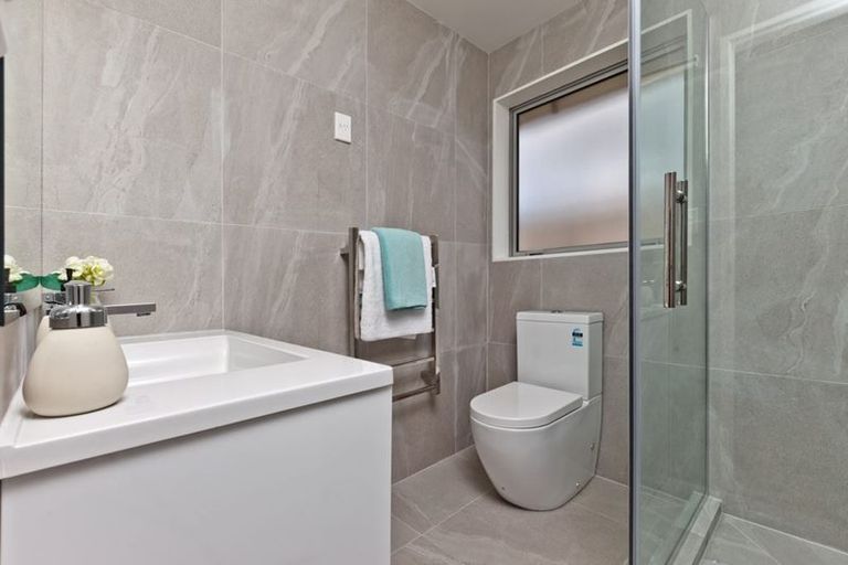 Photo of property in 1 Fruitlands Road, Kumeu, 0810