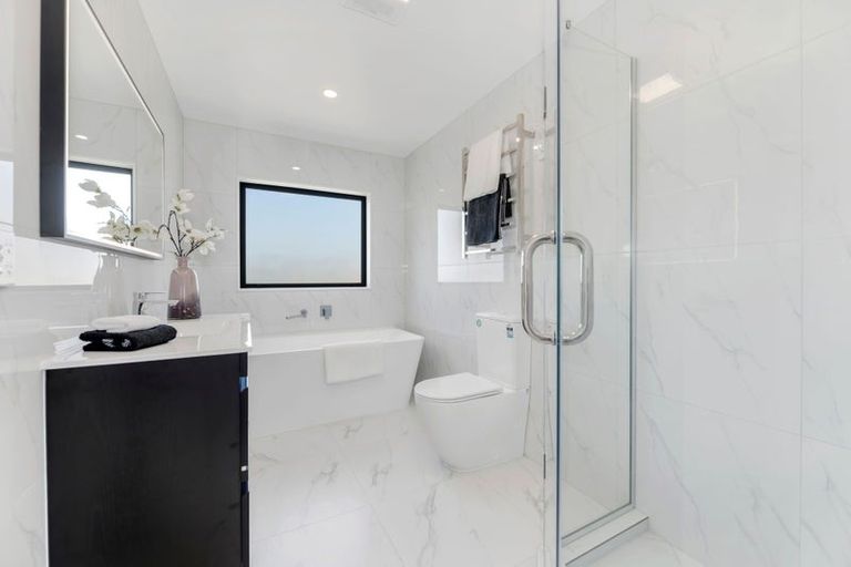 Photo of property in 12 Elevation Street, Flat Bush, Auckland, 2019