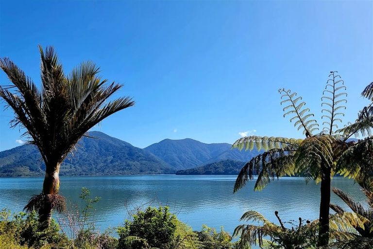 Photo of property in Willow Bay, Mahau Sound, Marlborough Sounds, 7282
