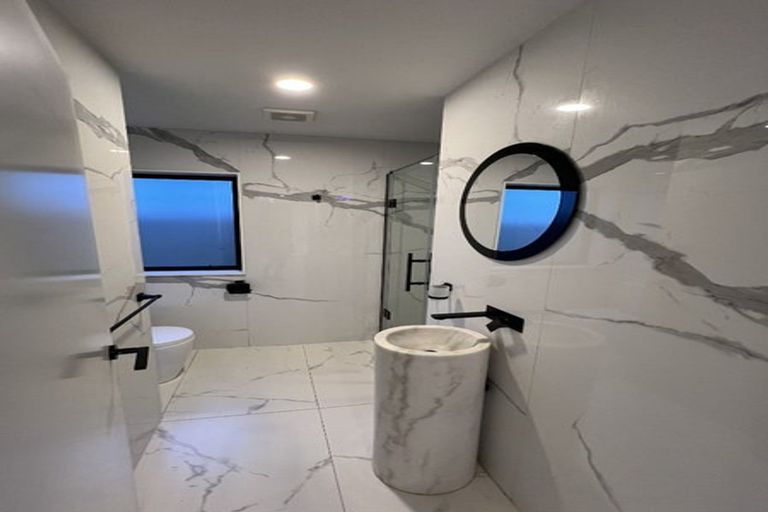 Photo of property in 5 Wyon Way, Flat Bush, Auckland, 2016