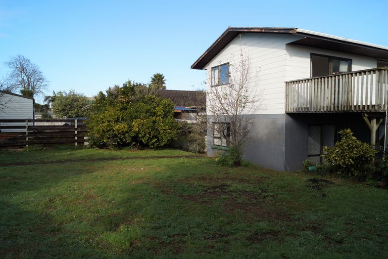 Photo of property in 6 Noble Street, Waiuku, 2123
