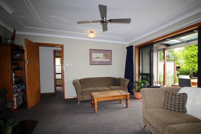 Photo of property in 27 Clutha Street, Alexandra, 9320