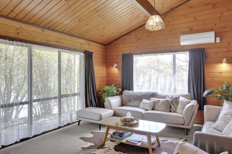 Photo of property in 5 Marlowe Drive, Leamington, Cambridge, 3432