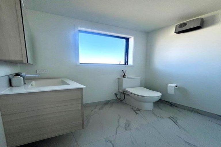 Photo of property in 2/7 Macky Street, Taita, Lower Hutt, 5011