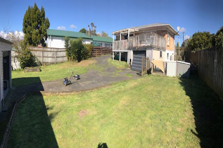 Photo of property in 14 Rembrandt Place, Opaheke, Papakura, 2113
