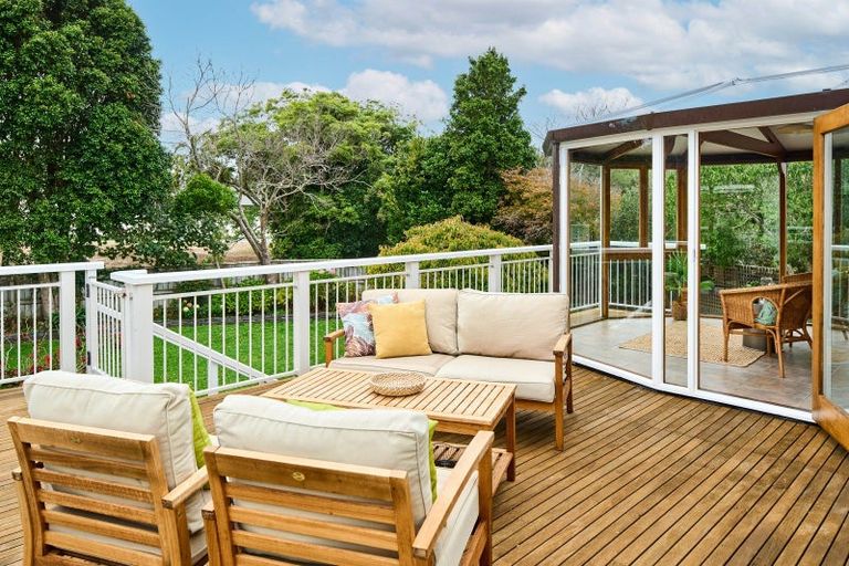 Photo of property in 32 Wai-iti Crescent, Woburn, Lower Hutt, 5010