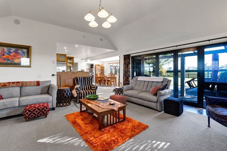 Photo of property in 60 Brookes Road, Cardiff, Stratford, 4391