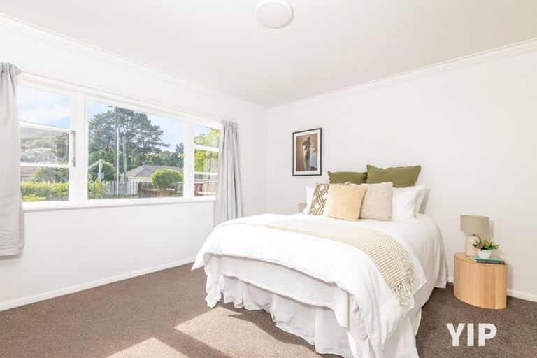 Photo of property in 33 Findlay Street, Tawa, Wellington, 5028