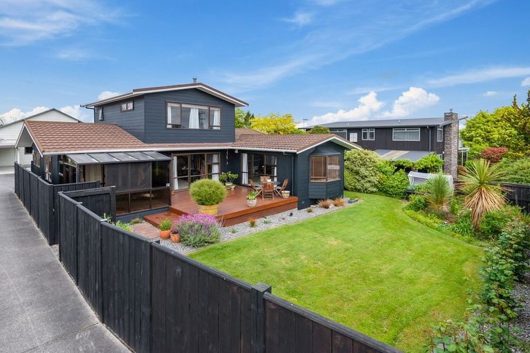 Photo of property in 1/9 Weka Road, Waipahihi, Taupo, 3330