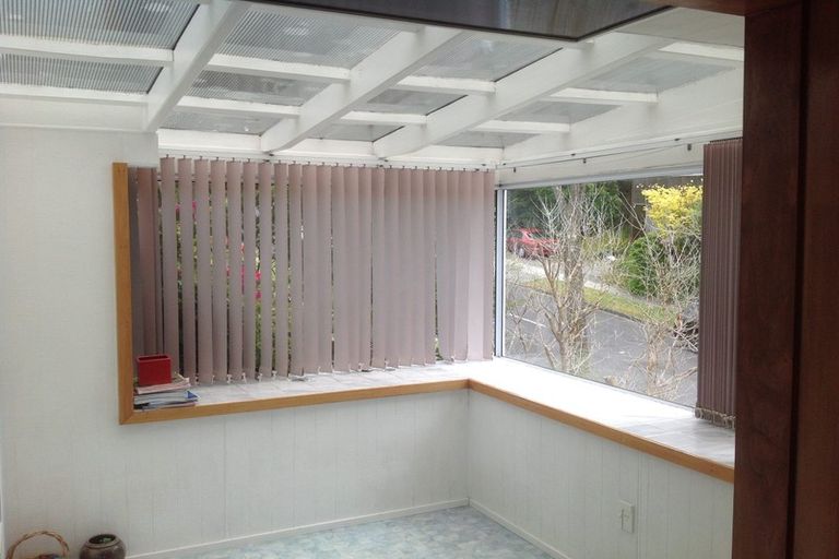 Photo of property in 33 Viewmont Drive, Harbour View, Lower Hutt, 5010