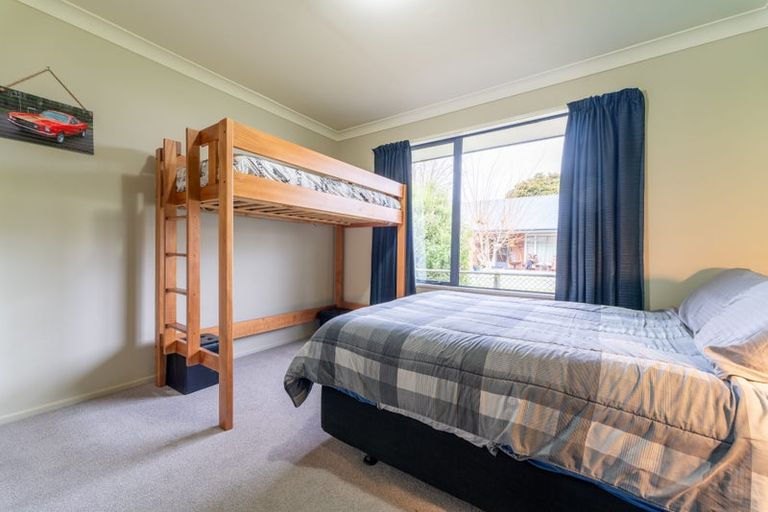 Photo of property in 65 Main North Road, Geraldine, 7930