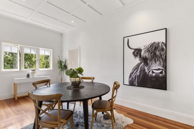 Photo of property in 24 Shoal Bay Road, Devonport, Auckland, 0624