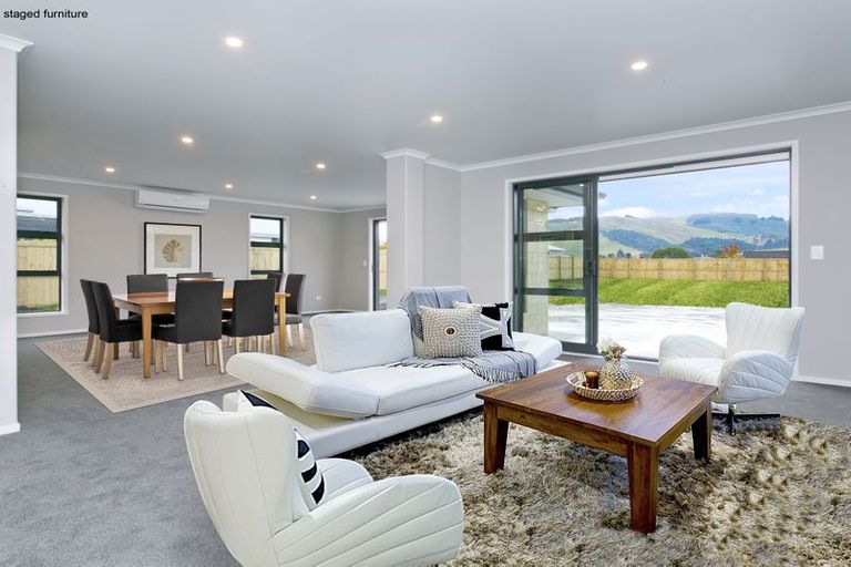 Photo of property in 28 Pukeko Way, Kinloch, Taupo, 3377
