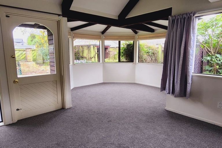 Photo of property in 16 Rearsby Drive, Halswell, Christchurch, 8025