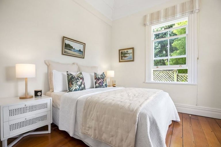 Photo of property in 37 Church Street, Devonport, Auckland, 0624
