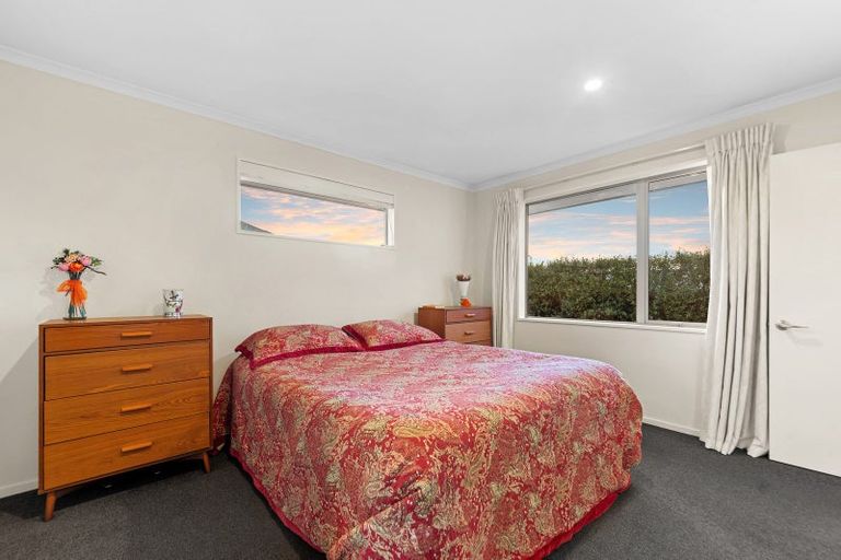Photo of property in 423 Bower Avenue, Parklands, Christchurch, 8083