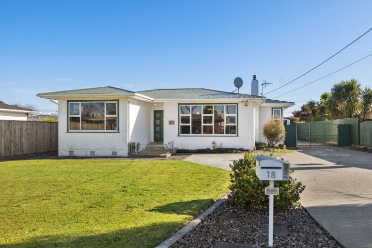 Photo of property in 18 Leeds Street, Milson, Palmerston North, 4414