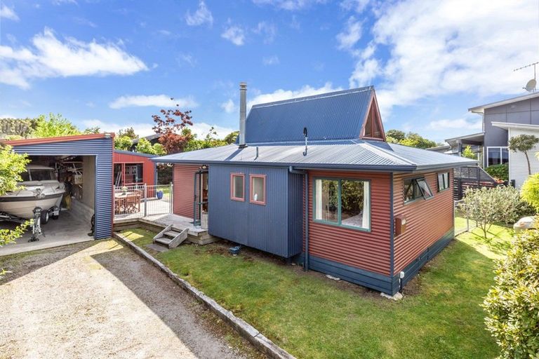 Photo of property in 16 Hoani Place, Kuratau, Turangi, 3381