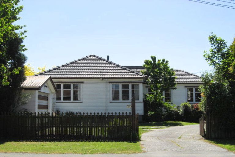 Photo of property in 53 Otara Street, Ilam, Christchurch, 8053