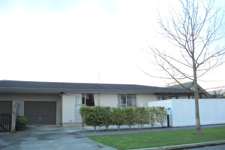 Photo of property in 98 Bishop Street, St Albans, Christchurch, 8014