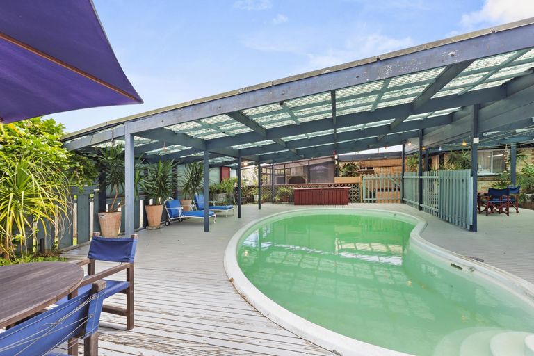 Photo of property in 31 Wallis Street, Raglan, 3225