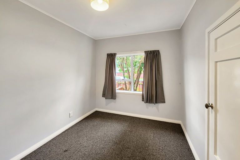 Photo of property in 159 Waiwhetu Road, Waterloo, Lower Hutt, 5011