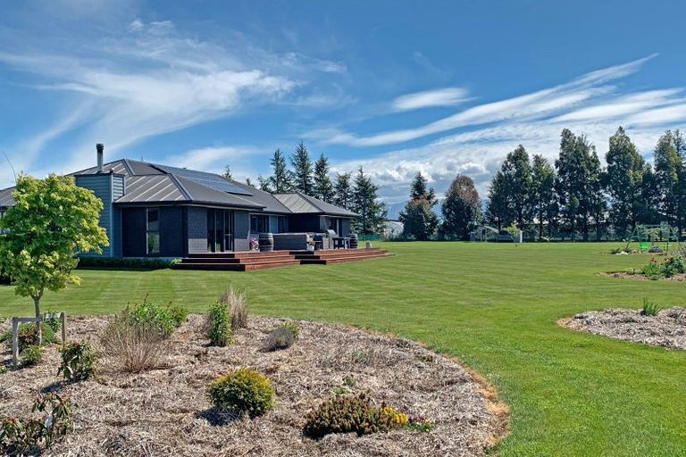 Photo of property in 742 Woodstock Road, Burnt Hill, Oxford, 7495