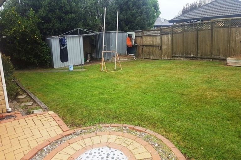 Photo of property in 8a Lloyd Drive, Nawton, Hamilton, 3200