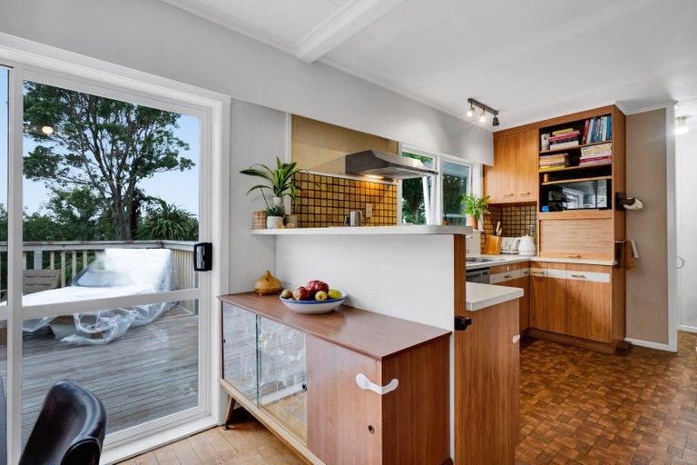 Photo of property in 17d Manu Crescent, Upper Vogeltown, New Plymouth, 4310