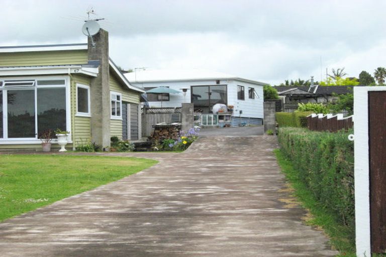 Photo of property in 1/67 Kiwi Esplanade, Mangere Bridge, Auckland, 2022