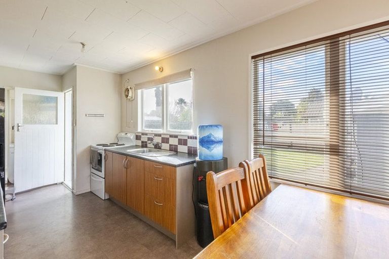 Photo of property in 48 Ranfurly Street, Tamatea, Napier, 4112