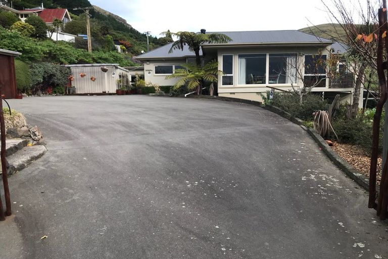 Photo of property in 8 Ocean View Terrace, Sumner, Christchurch, 8081
