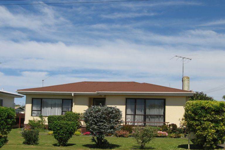 Photo of property in 10 Oates Street, Elgin, Gisborne, 4010