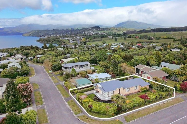 Photo of property in 49 Pihanga Road, Kuratau, Turangi, 3381