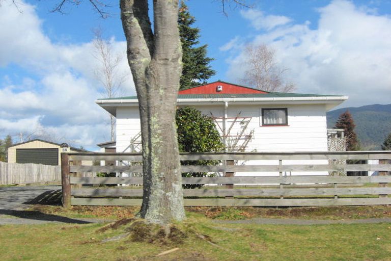 Photo of property in 35 Rangiamohia Road, Turangi, 3334