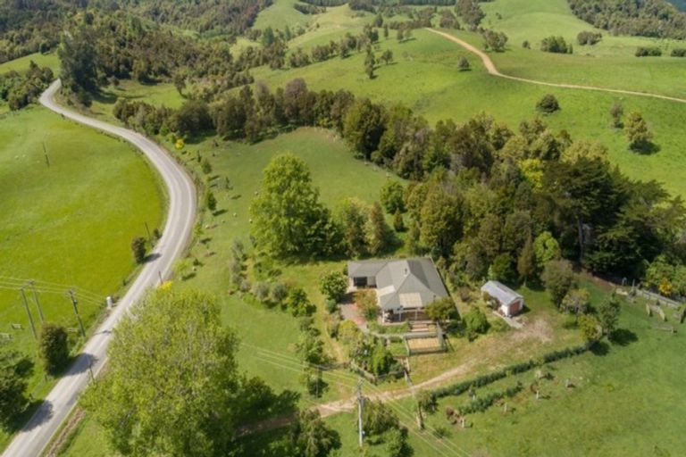 Photo of property in 281 Tadmor-bushend Road, Tapawera, Wakefield, 7096