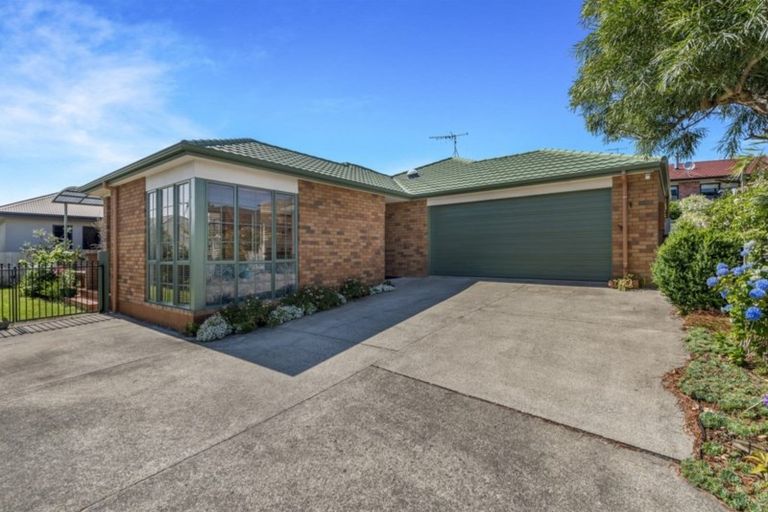 Photo of property in 11 Chapel Hill, Rototuna, Hamilton, 3210