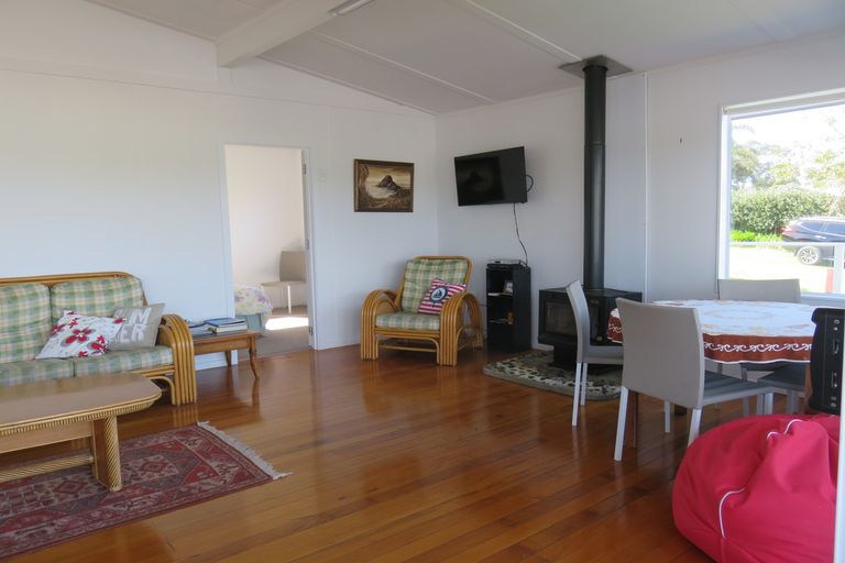 Photo of property in 766c Whangaruru North Road, Whangaruru, Hikurangi, 0184